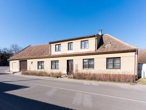 Prodej vícegeneračního domu, Nová Ves, 212 m2