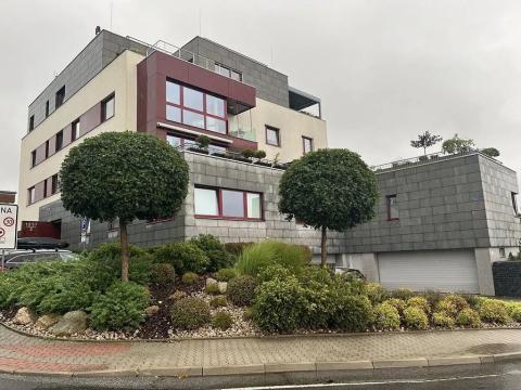 Pronájem bytu 2+kk, Liberec, U Koupaliště, 69 m2