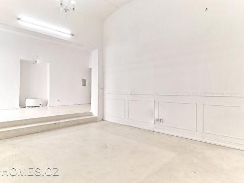 Pronájem kanceláře, Praha - Smíchov, Holečkova, 35 m2