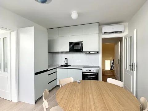 Pronájem bytu 2+kk, Praha - Vinohrady, Chodská, 49 m2