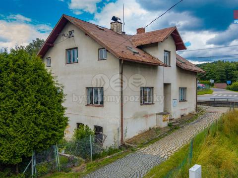 Prodej rodinného domu, Liberec - Liberec XXX-Vratislavice nad Nisou, Na Břehu, 313 m2