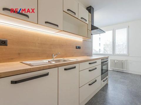 Pronájem bytu 2+1, Louny, Josefa Schovánka, 65 m2