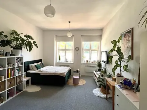 Pronájem bytu 1+kk, Pardubice, náměstí Čs. legií, 30 m2