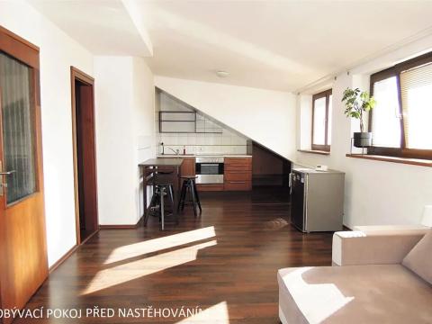 Pronájem bytu 2+kk, Brno, Čápkova, 50 m2