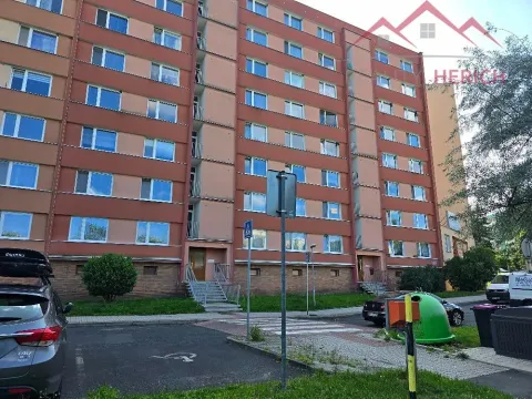 Pronájem bytu 1+1, Chomutov, Kundratická, 36 m2