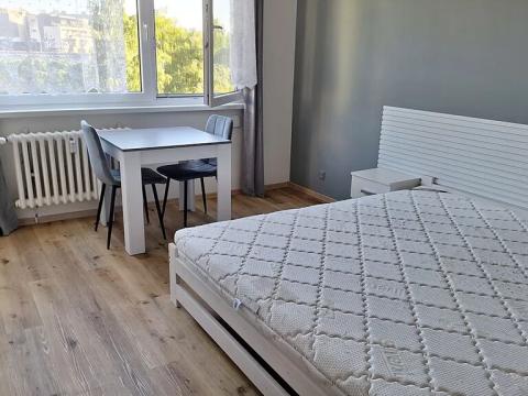 Pronájem bytu 1+kk, Praha - Modřany, Nikoly Vapcarova, 30 m2