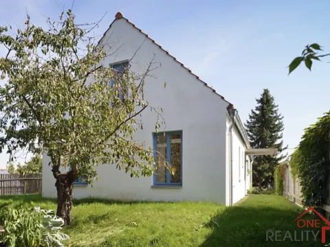 Prodej pozemku pro bydlení, Janůvky, 3556 m2