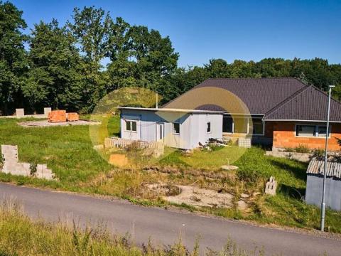 Prodej pozemku pro bydlení, Chvalovice, 3700 m2