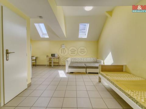 Pronájem bytu 1+kk, Sytno, 31 m2