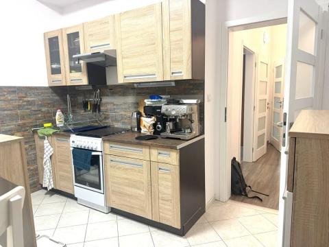 Pronájem bytu 2+1, Praha - Libeň, V Holešovičkách, 56 m2