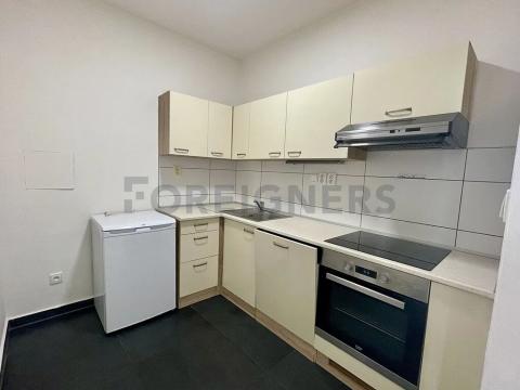 Pronájem bytu 2+1, Brno, Bratislavská, 59 m2