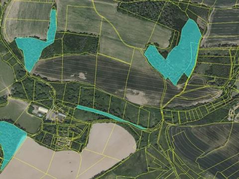 Prodej podílu pozemku, Neveklov, 9639 m2