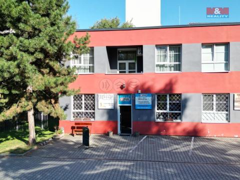 Pronájem obchodního prostoru, Ostrava - Hrabůvka, Tlapákova, 122 m2