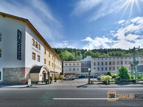 Pronájem kanceláře, Vrchlabí, Horská, 206 m2