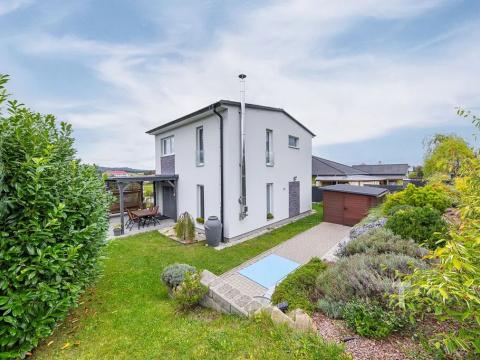 Prodej rodinného domu, Knínice, 130 m2