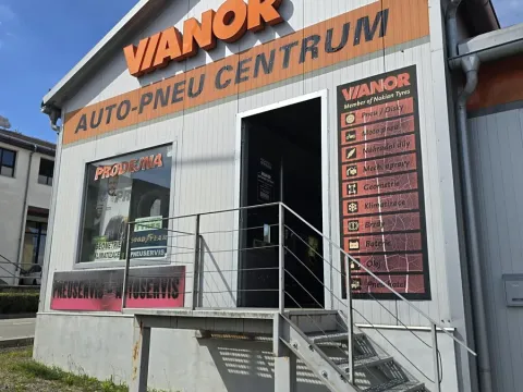 Pronájem kanceláře, Moravské Budějovice, Kozinova, 90 m2