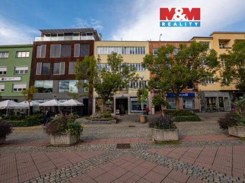 Pronájem bytu 1+kk, Zlín, náměstí Míru, 29 m2