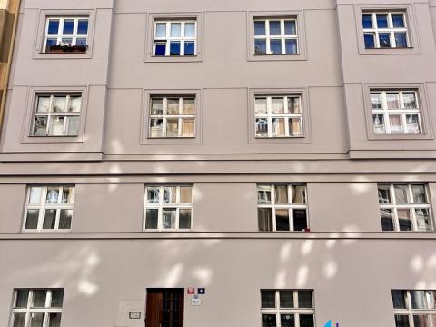 Prodej bytu 2+kk, Praha - Holešovice, Schnirchova, 52 m2