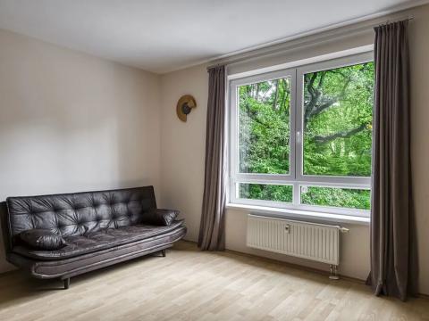 Pronájem bytu 2+kk, Praha - Libeň, V zahradách, 53 m2