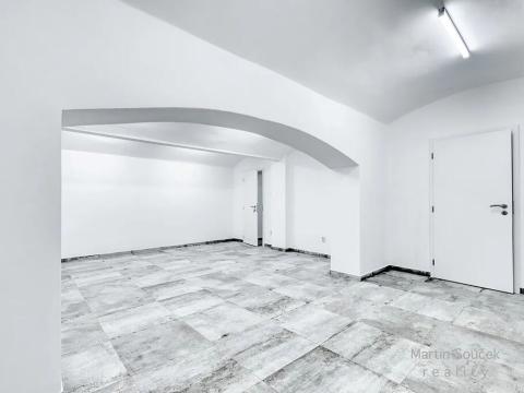 Prodej obchodního prostoru, Praha - Libeň, Vacínova, 66 m2