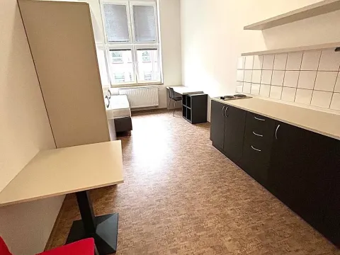 Pronájem bytu 1+kk, Praha - Smíchov, Křížová, 22 m2