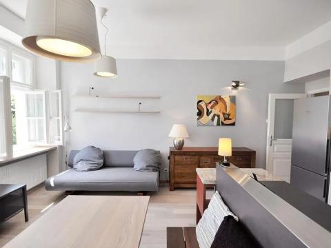 Pronájem bytu 2+kk, Praha - Smíchov, Elišky Peškové, 58 m2