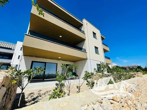 Prodej bytu 3+kk, Novalja, Chorvatsko, 56 m2