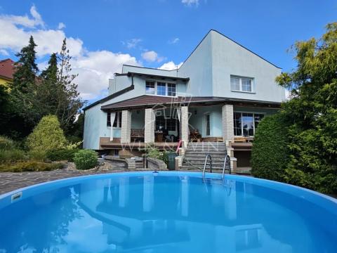 Prodej rodinného domu, Unhošť, V Topolech, 410 m2