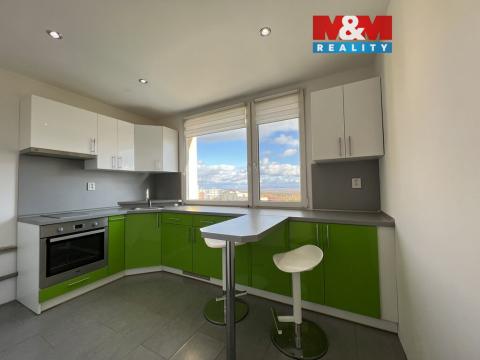 Prodej bytu 2+1, Chomutov, Holešická, 63 m2