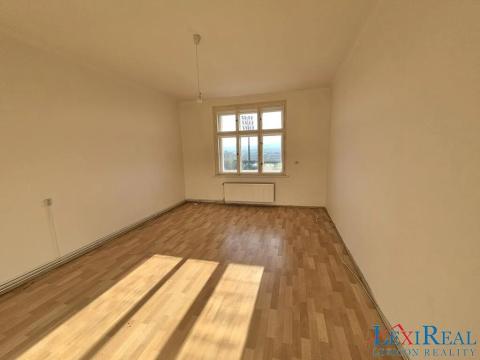 Pronájem bytu 1+kk, Praha - Vršovice, Oblouková, 29 m2