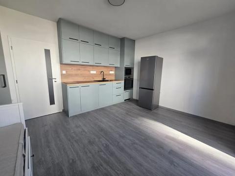 Pronájem bytu 1+kk, Moravské Budějovice, Jechova, 30 m2