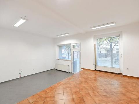 Pronájem kanceláře, Praha - Vršovice, Petrohradská, 50 m2