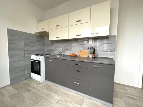 Pronájem bytu 4+1, Česká Lípa, Okružní, 82 m2