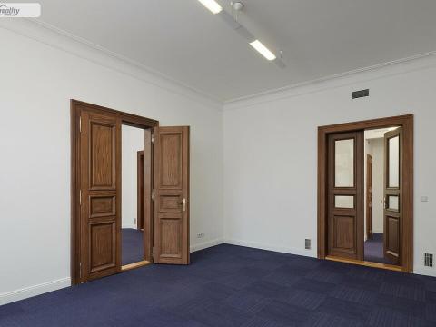 Pronájem kanceláře, Praha - Nové Město, náměstí I. P. Pavlova, 59 m2