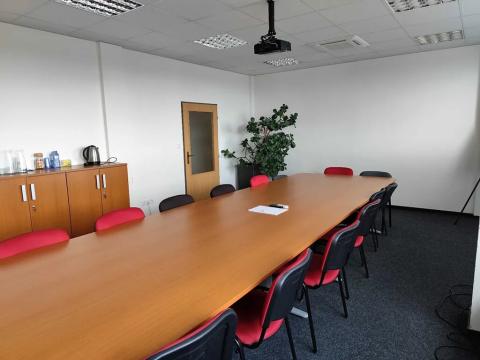 Pronájem kanceláře, Kolín, Plynárenská, 167 m2