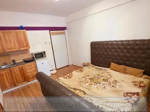 Pronájem pokoje, Praha - Holešovice, Bubenská, 16 m2