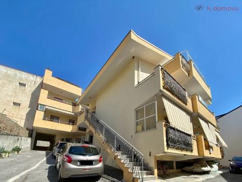 Prodej bytu 3+1, Roccalumera, Itálie, 136 m2