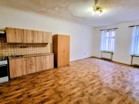 Pronájem bytu 2+kk, Jihlava, Komenského, 100 m2