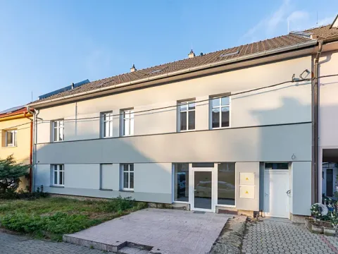 Pronájem obchodního prostoru, Zlín, Kvítková, 74 m2