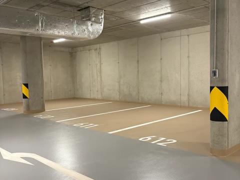 Pronájem garážového stání, Praha - Modřany, Mezi vodami, 13 m2