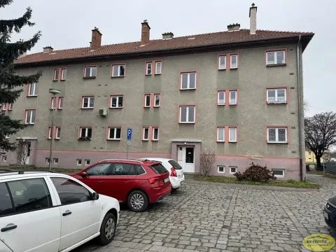 Pronájem bytu 2+1, Kroměříž, Velehradská, 67 m2