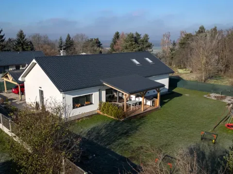 Prodej rodinného domu, Lipník, 195 m2