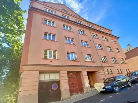 Prodej bytu 3+1, Aš, Jiráskova, 78 m2