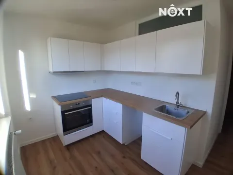 Pronájem bytu 2+1, Hluboká nad Vltavou, Palackého, 51 m2