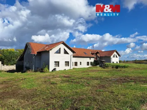 Prodej rodinného domu, Miskovice - Bylany, 643 m2