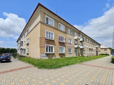 Pronájem bytu 2+1, Jindřichův Hradec, Tovární, 56 m2
