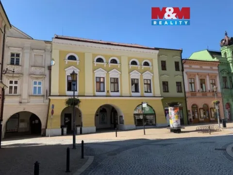 Pronájem obchodního prostoru, Hranice - Hranice I-Město, Masarykovo náměstí, 66 m2