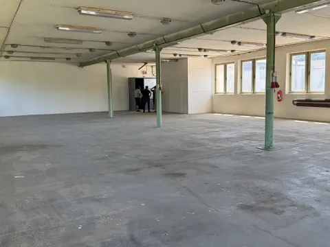 Pronájem výrobních prostor, Třebíč, V. Nezvala, 268 m2