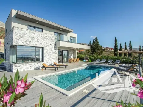 Prodej vily, Split, Chorvatsko, 195 m2