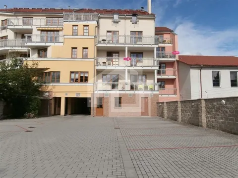 Pronájem bytu 3+kk, České Budějovice - České Budějovice 6, Jeronýmova, 124 m2